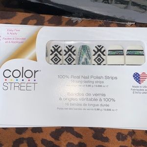 Colorstreet nail strips with design